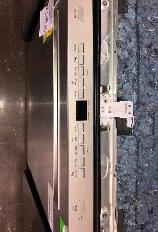 Bosch Dishwasher (Model:SHP865WF5N) SZ