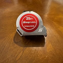Snap On tape measure 25ft