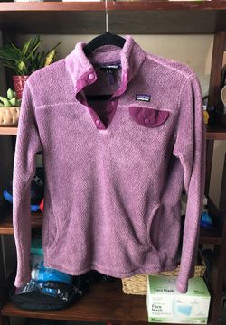 Patagonia women’s xs synchilla purple