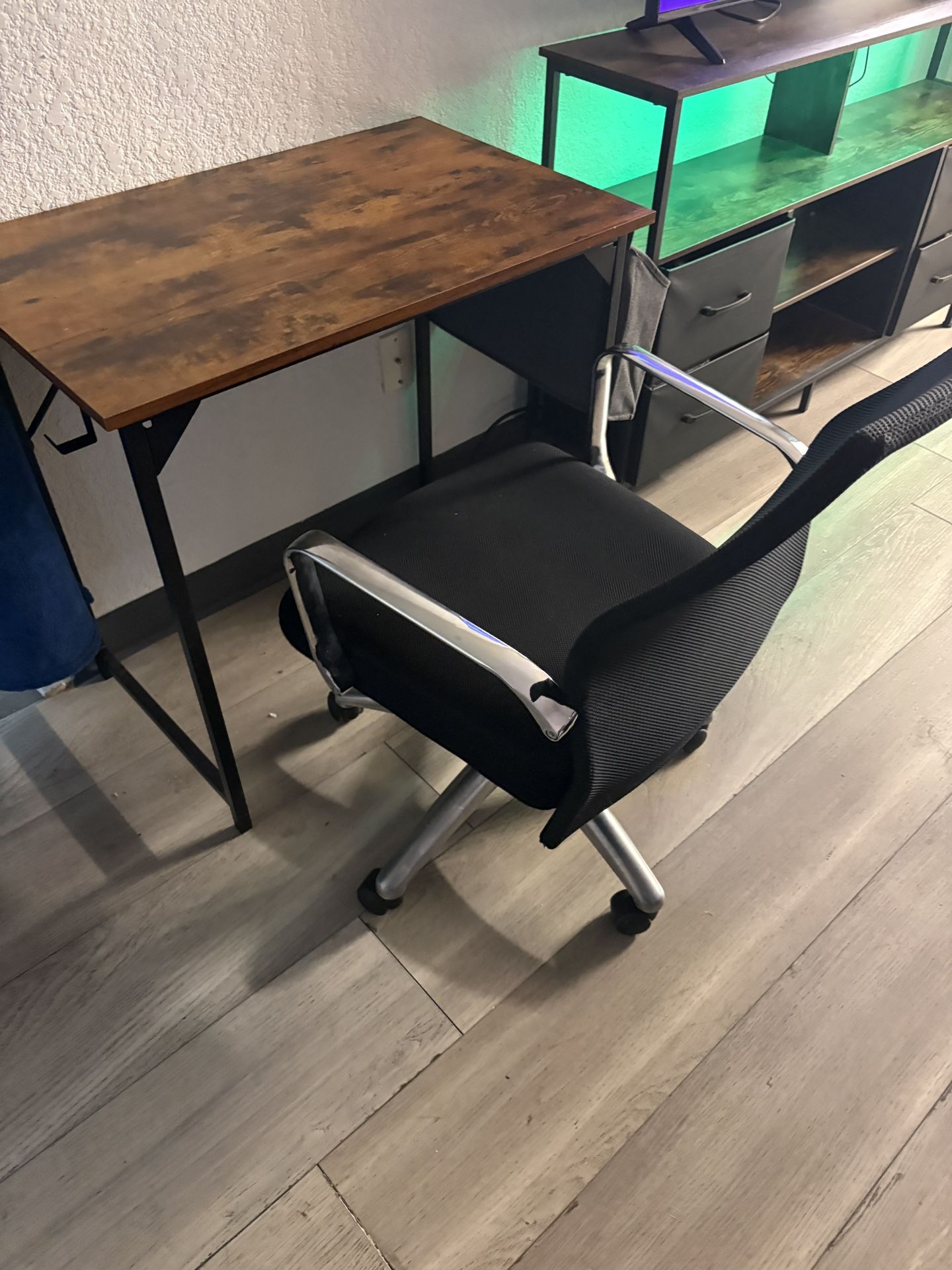 Bed, Led Tv Stand, Desk & Chair 