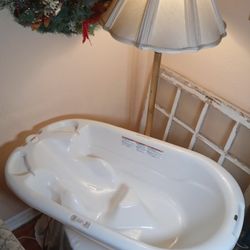 Baby Bath Tub by Primo (0-24 Months) Infant Toddler