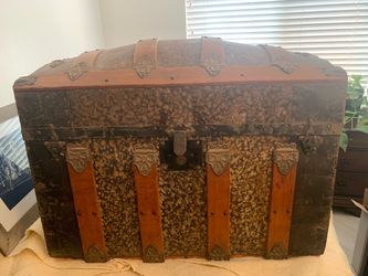 Antique Steamer trunk