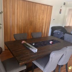 Dining room table