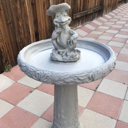 New Bird Baths Made Out Of Cement Beautiful Yard Decoration 