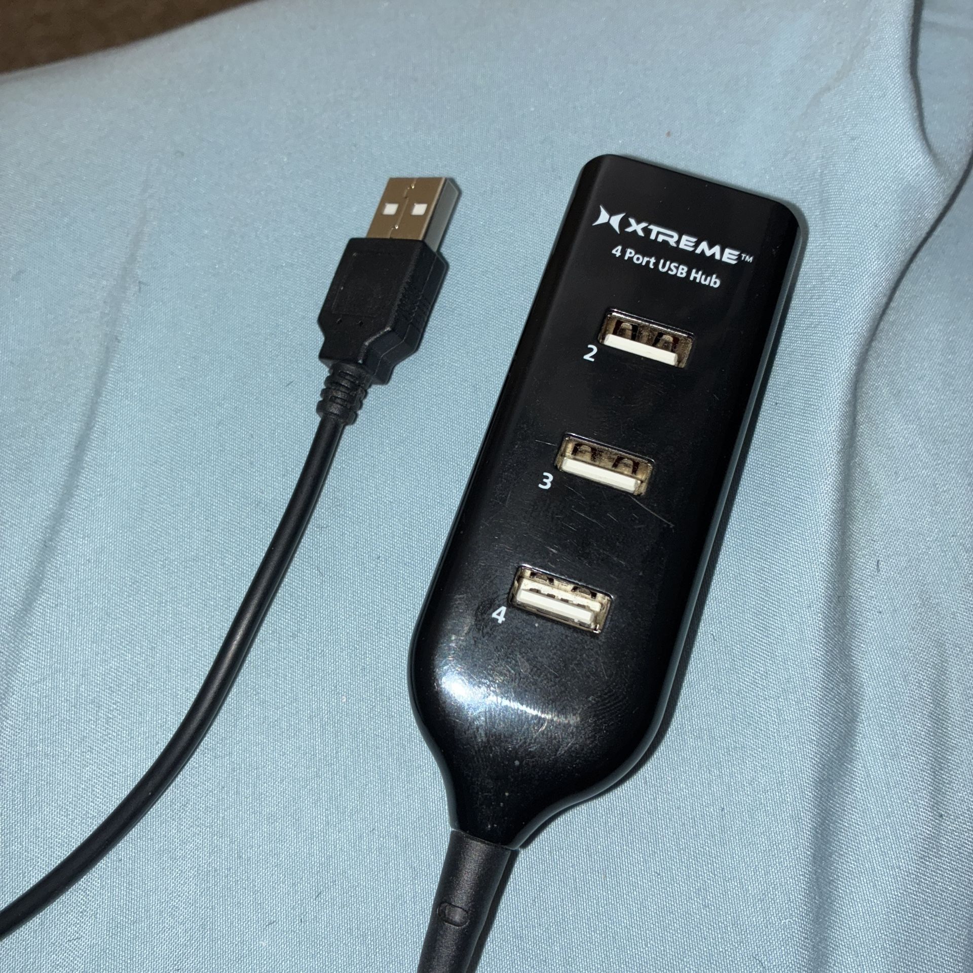 4 Port USB Hub Xtreme