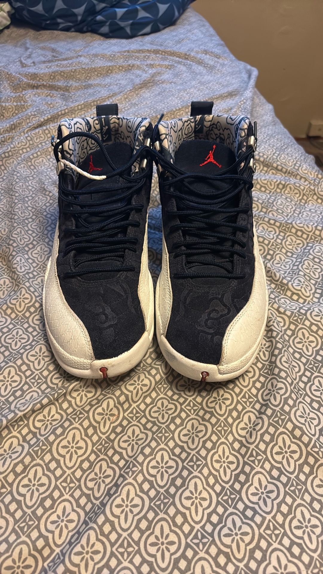 Jordan 12 international flight