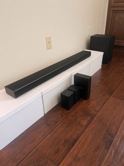 Samsung HW-Q59CT 5.1ch Soundbar System + Wireless Rear Speakers (LIKE NEW W/BOXES)