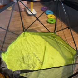 Playpen