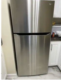 LG - 30-in Wide 20.2 Cu. Ft. Top Freezer Refrigerator - Stainless Steel