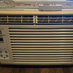 Air Conditioner 5000 Btu With Remote