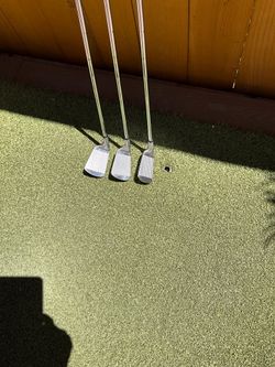 Square Strike Golf Wedge Set – Excellent Condition – Like New 45  55 & 60