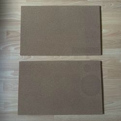 Cork board & push pins