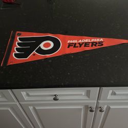 Flyers Pennant