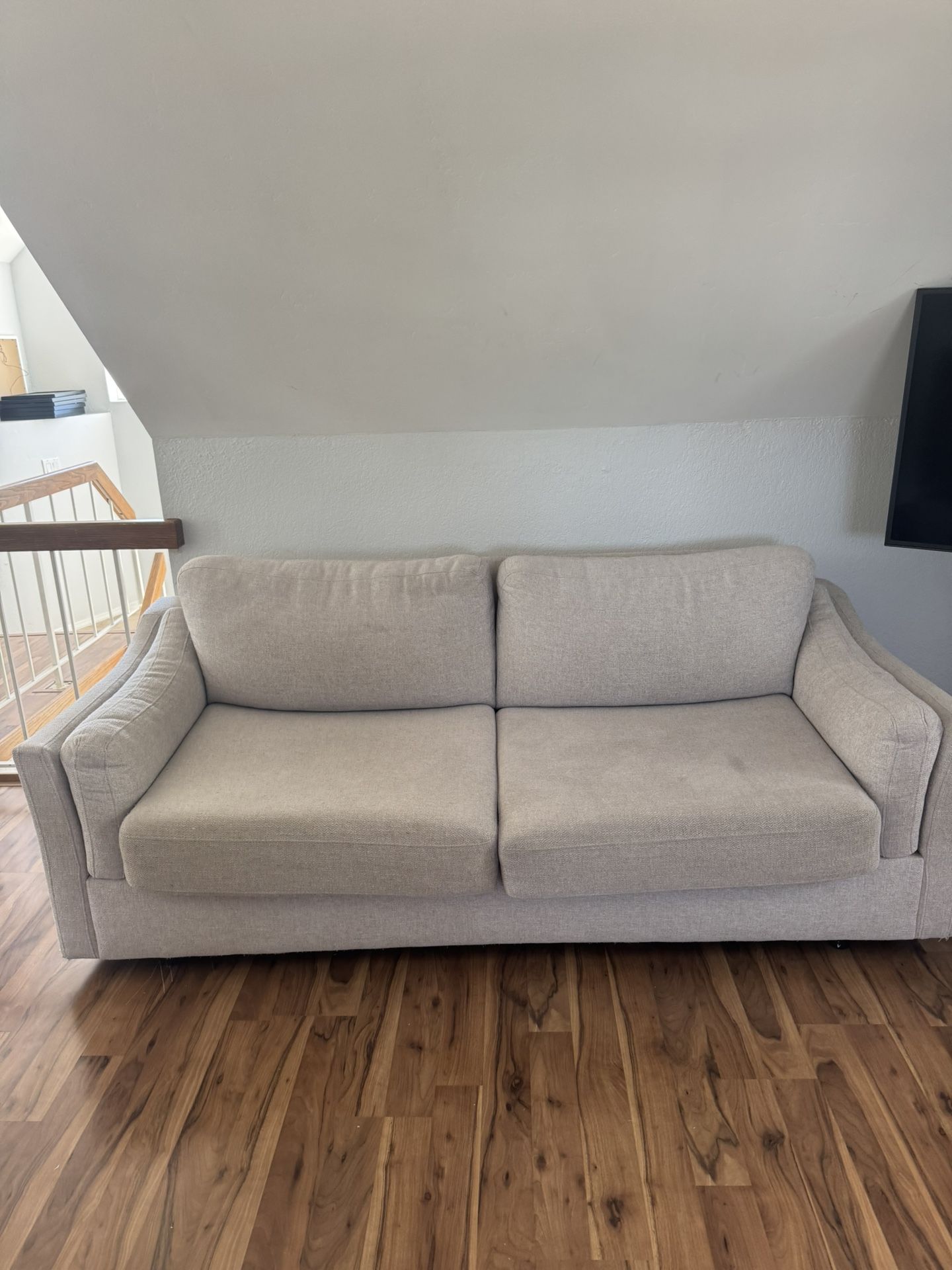 Living Spaces Full/Queen Sleeper Sofa Bed