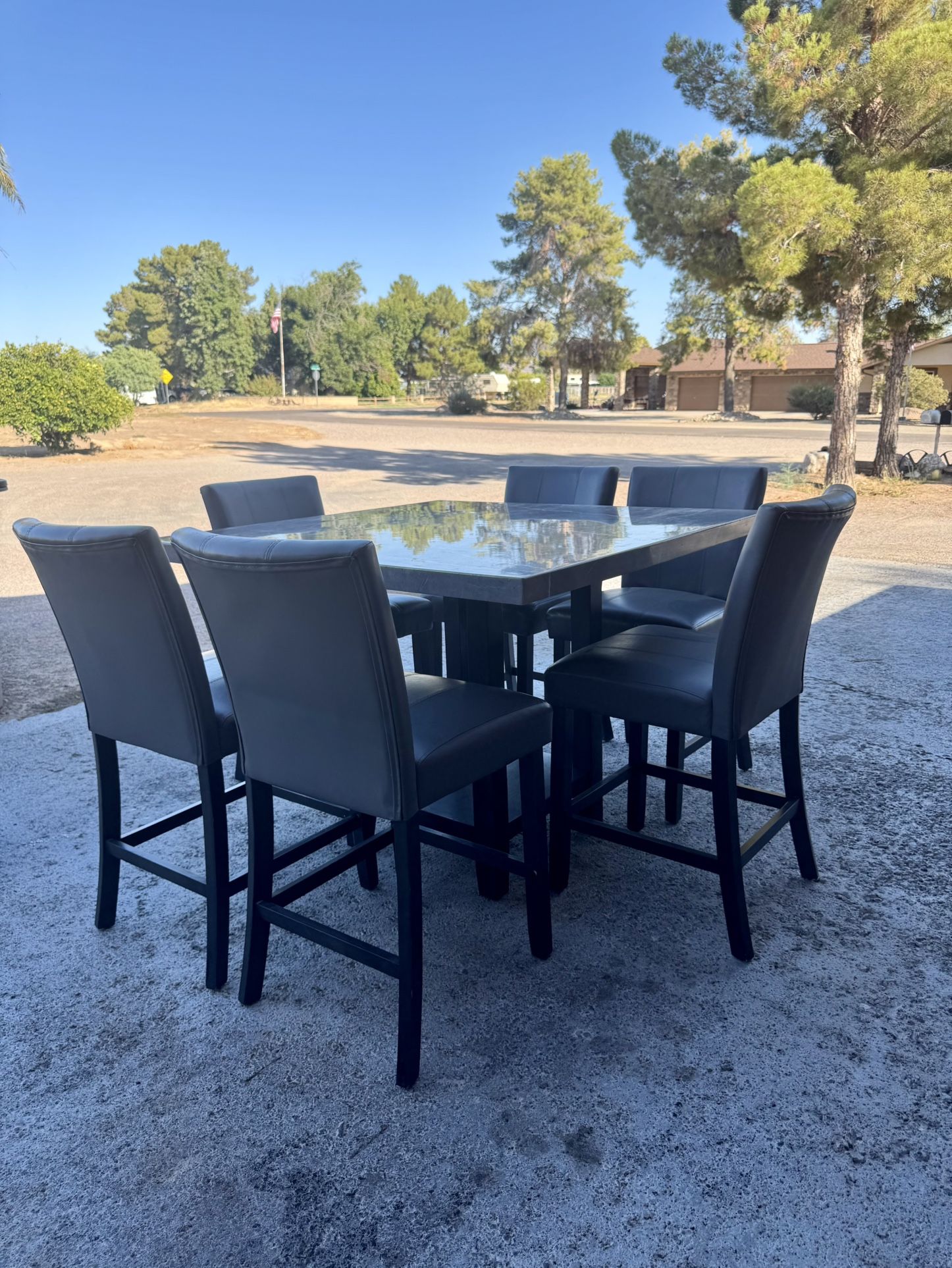 Kitchen Table With Chairs