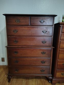 Dresser