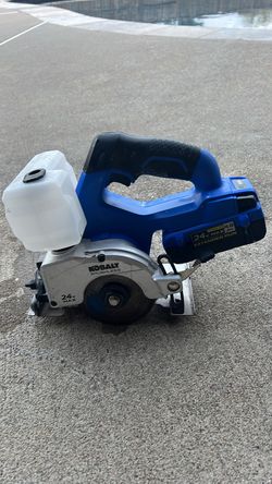 Kobalt tile saw with battery