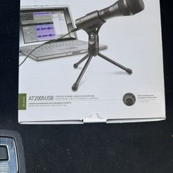 Audio-Technica AT2005USB, a cardioid dynamic USB/XLR microphone.