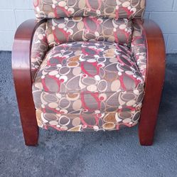 Recliner, Push Back Style. 