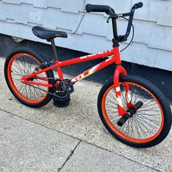 Bike GT. Bmx 20 Inches Ready To Ride 