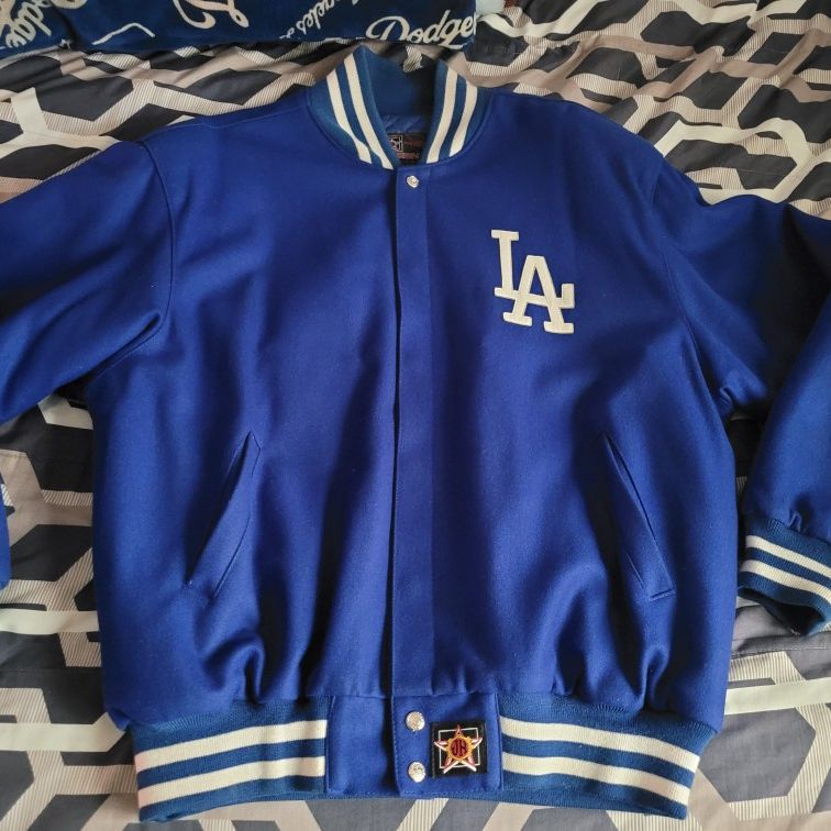 JH Design Dodgers Jacket Size Medium for Sale in Las Vegas, NV - OfferUp