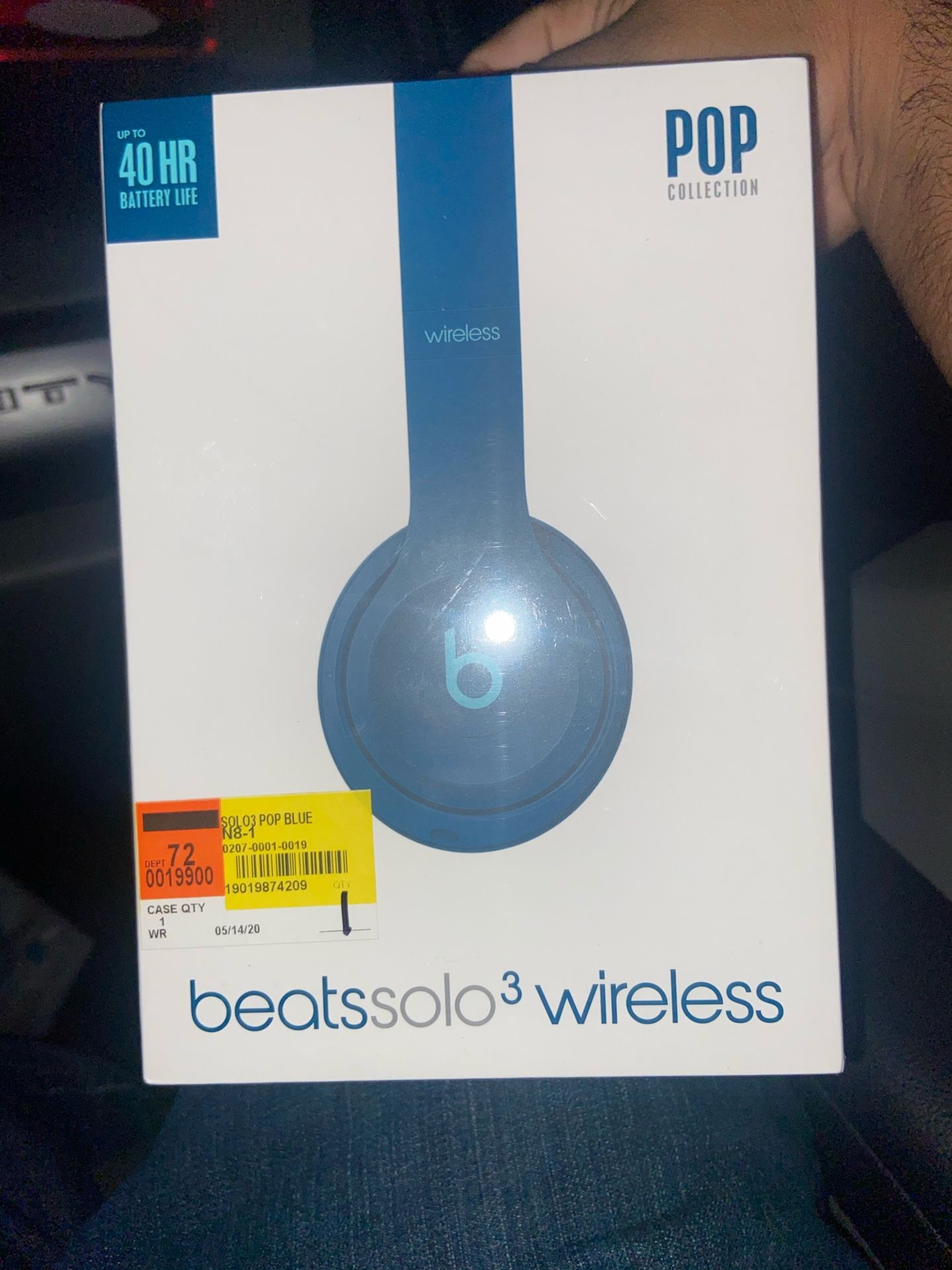 Beats solo 3 wireless headphones