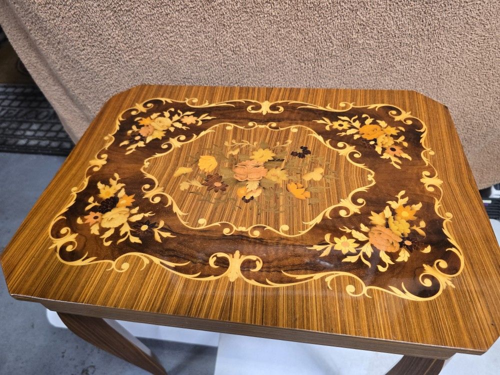 Italian Musical Box Table