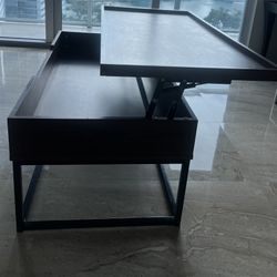 Lift top extendable coffee table (wood)