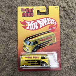 Hot wheels the hot ones