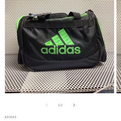 Men’s Large Adidas Gym Bag Black And Like Green Never Used 