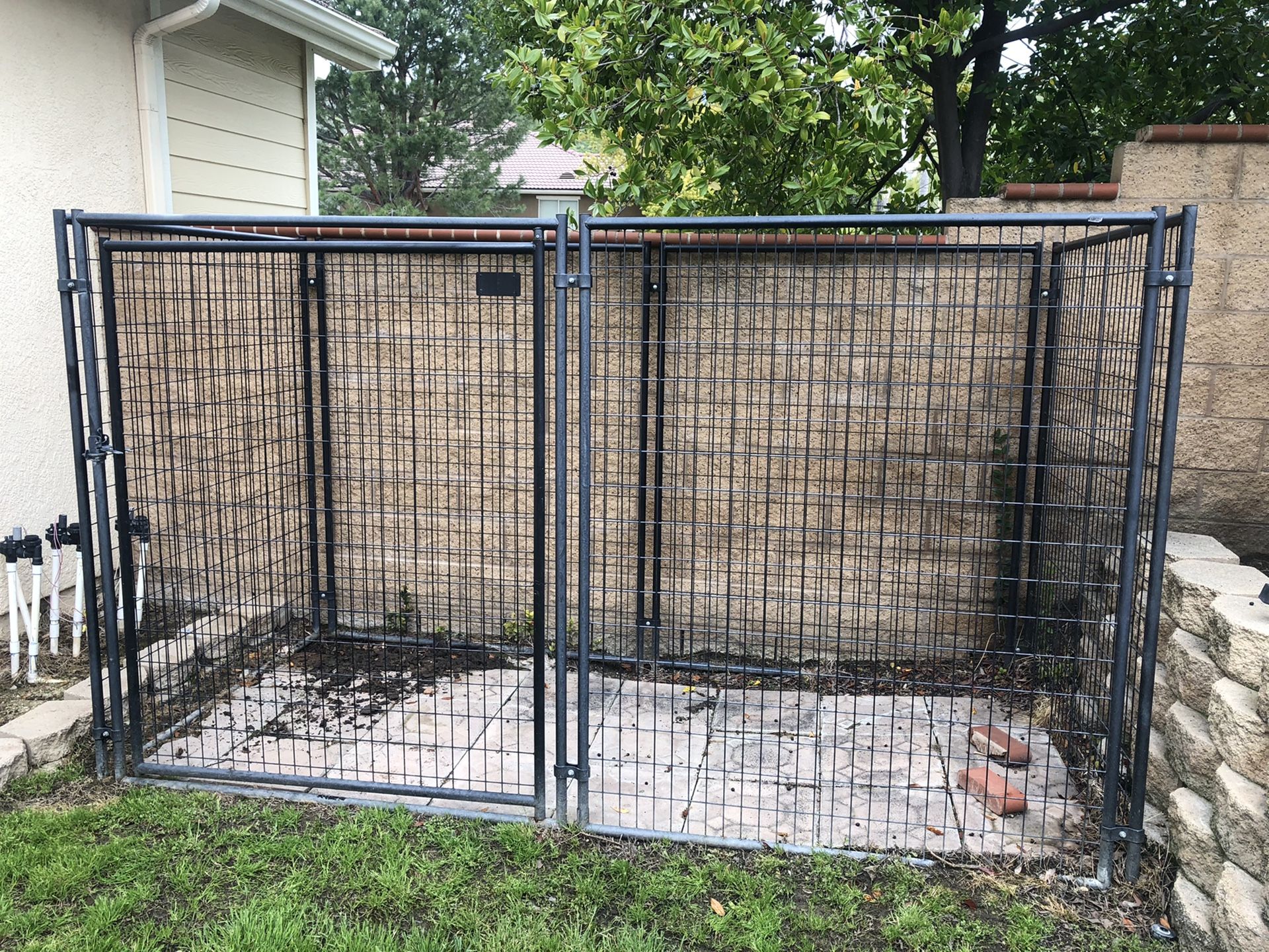 American Kennel Club Pet Sentinel Kennel(10 ft X5 ft) for Sale in