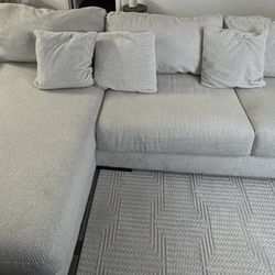 Ivory Zada 2 Piece couch