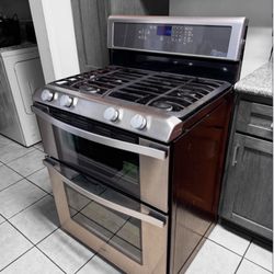 30” WHIRLPOOL DOUBLE OVEN GAS RANGE STAINLESS STEEL  ”WORKS GREAT”