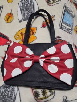 Minnie Mouse purse