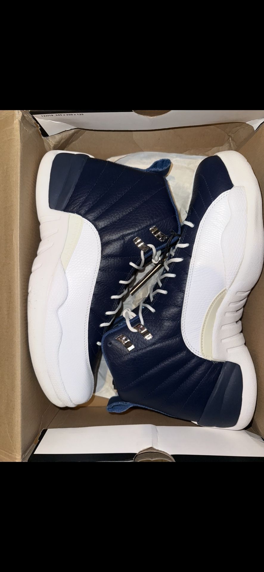 Jordan retro12 obsidian M Size 10