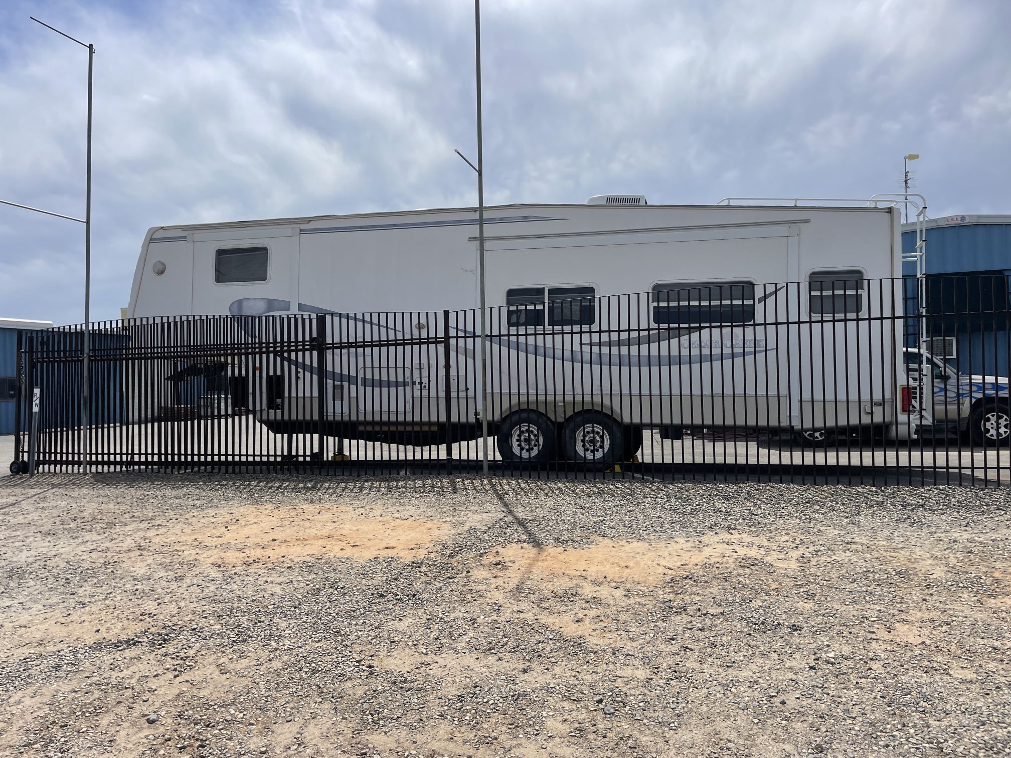 2003 Ceader Creek Forest River Fully equipped bedroom shower bath kitchen living room