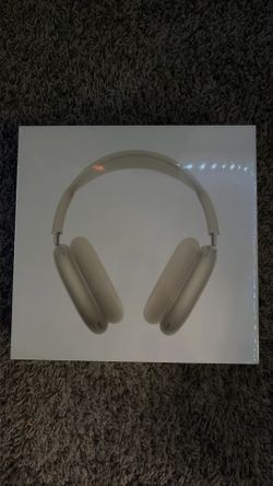 Apple AirPod maxes midnight