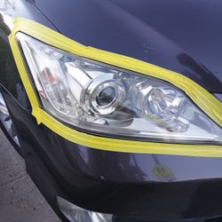 Headlight Restoration Kit 