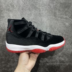 W'mns J 11 Retro 'Bred Velvet'