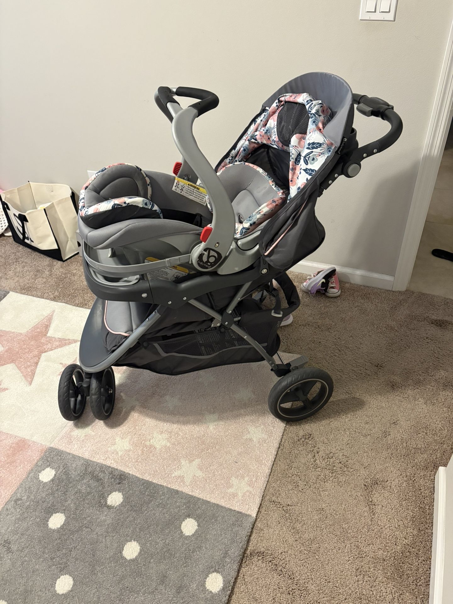 Car seat/stroller/base