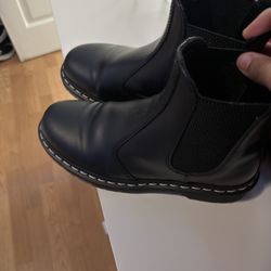 Dr Marten Chelsea Boots