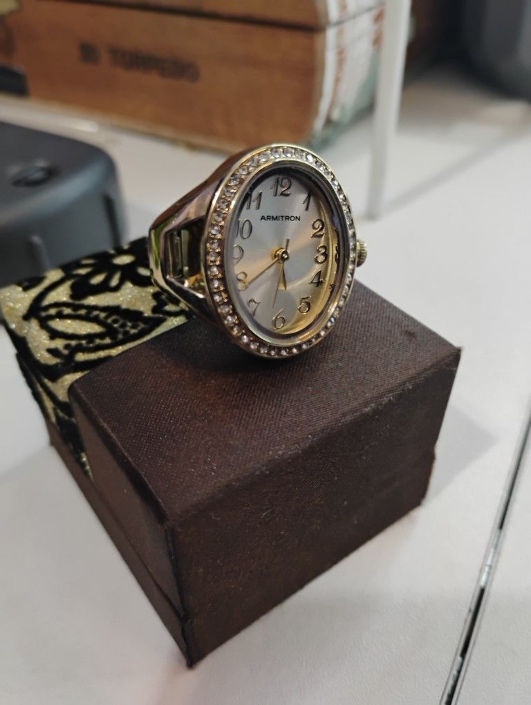 Watch Ring