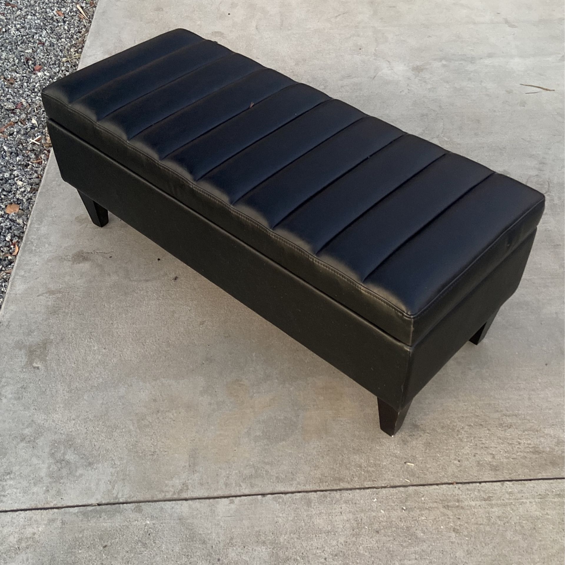 Storage Stool, Leather End of Bed Stool with Storage, Upholstered Sofa Stool Bench Seat / Banco Con Almacén
