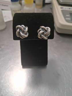 James avery lovers knots earrings