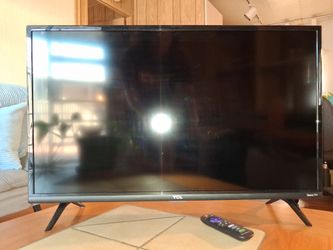 TV 33 inch TCL w/remote