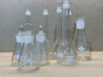 11 Kimax Lab Glassware - nearly new