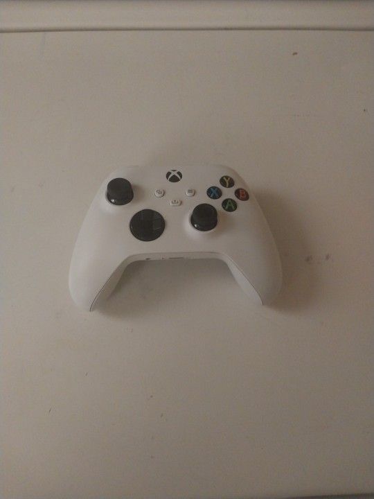 White Controller Xbox