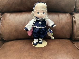 Precious moments garden of Friends third edition