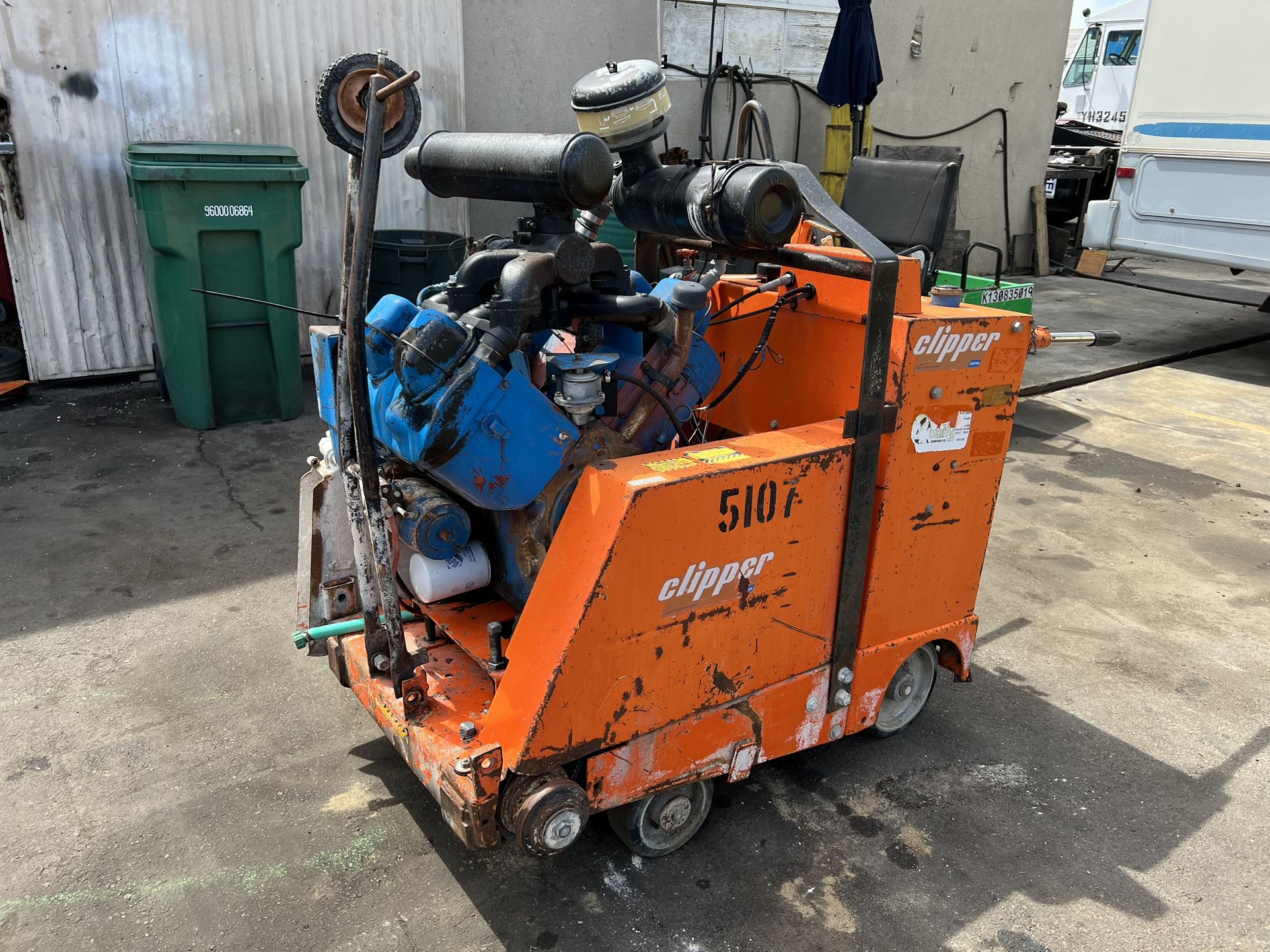 Norton Clipper Concrete Saw