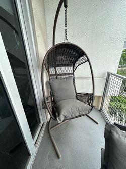 Wicker Hanging Egg Chair with Stand